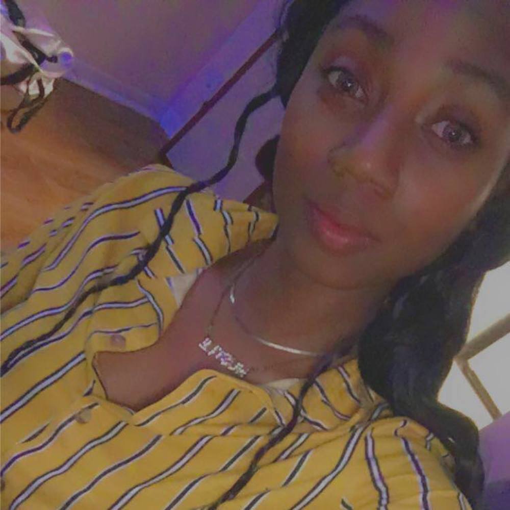 Meet your Posher, Enjoli